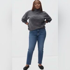 Everlane The Curvy Cheeky Jean